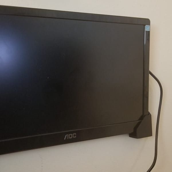 Monitor and laptop wall mount
