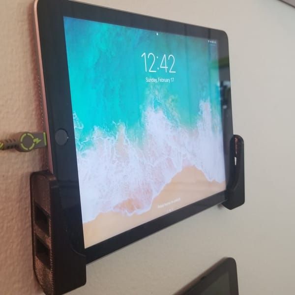 Tablet and phone wall mount